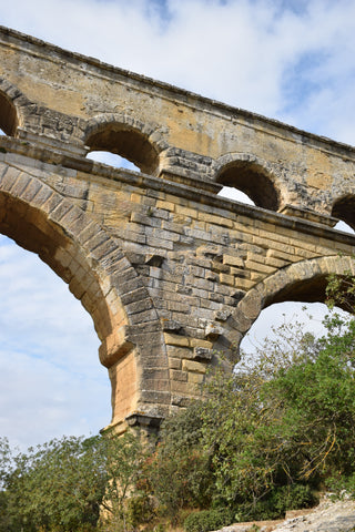 Under Pont du Gard